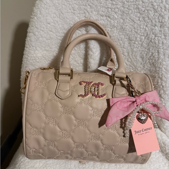 NWT Juicy Couture “Tie The Knot” Tan (Sandstone) Quilted Satchel - Picture 1 of 3